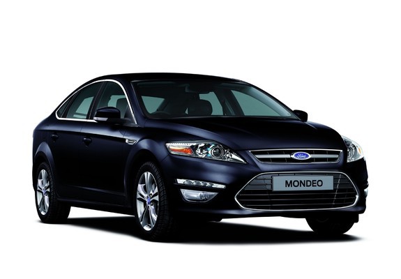 Images of Ford Mondeo Hatchback UK-spec 2010–13