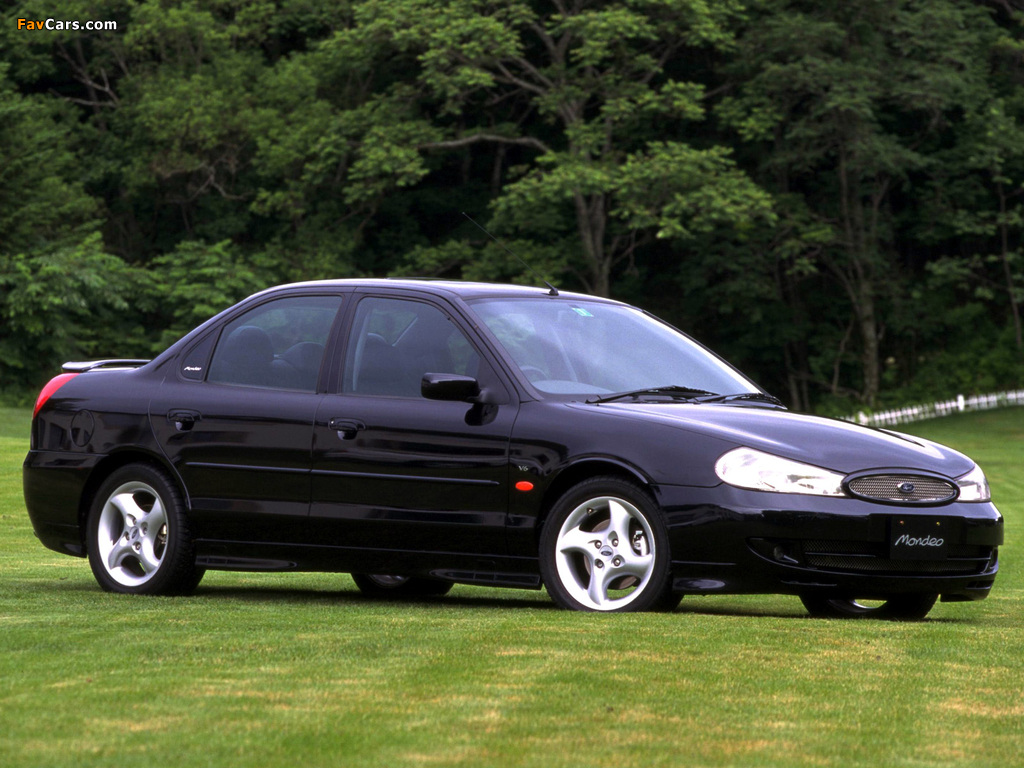 Photos of Ford Mondeo Sedan JP-spec 1996–2000 (1024 x 768)