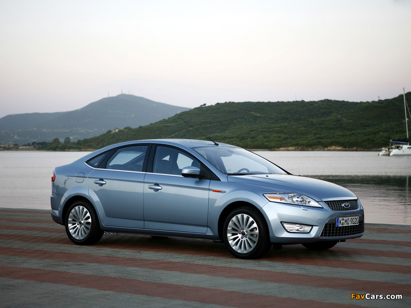 Photos of Ford Mondeo Hatchback 2007–10 (800 x 600)
