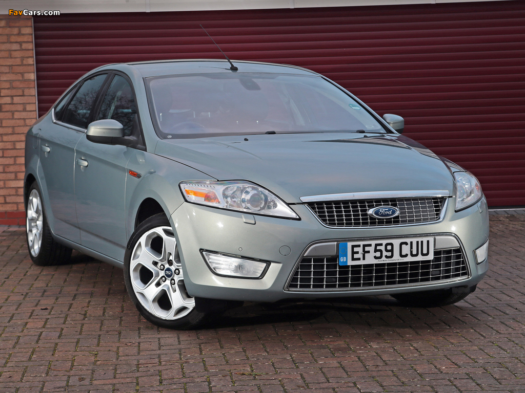 Photos of Ford Mondeo Hatchback UK-spec 2007–10 (1024 x 768)