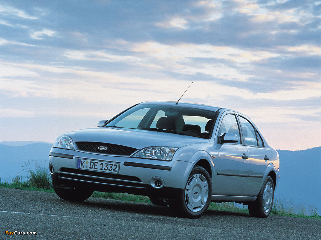 Pictures of Ford Mondeo Sedan 2000–04 (1024 x 768)