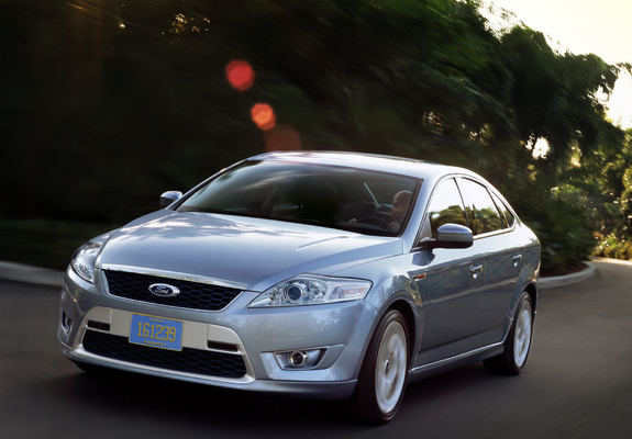 Pictures of Ford Mondeo 007 Casino Royale 2006