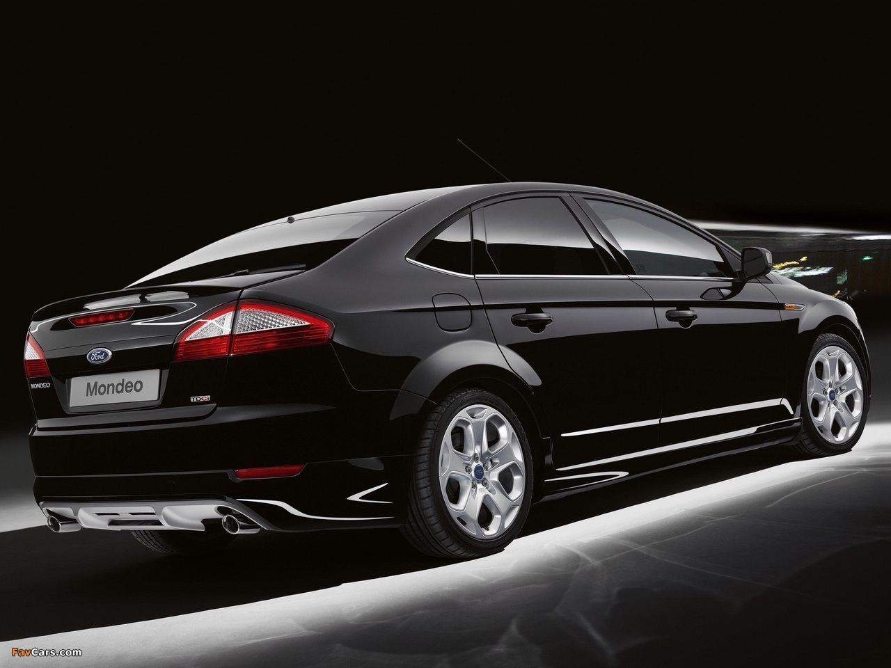 Pictures of Ford Mondeo Hatchback 2007–10 (1280 x 960)