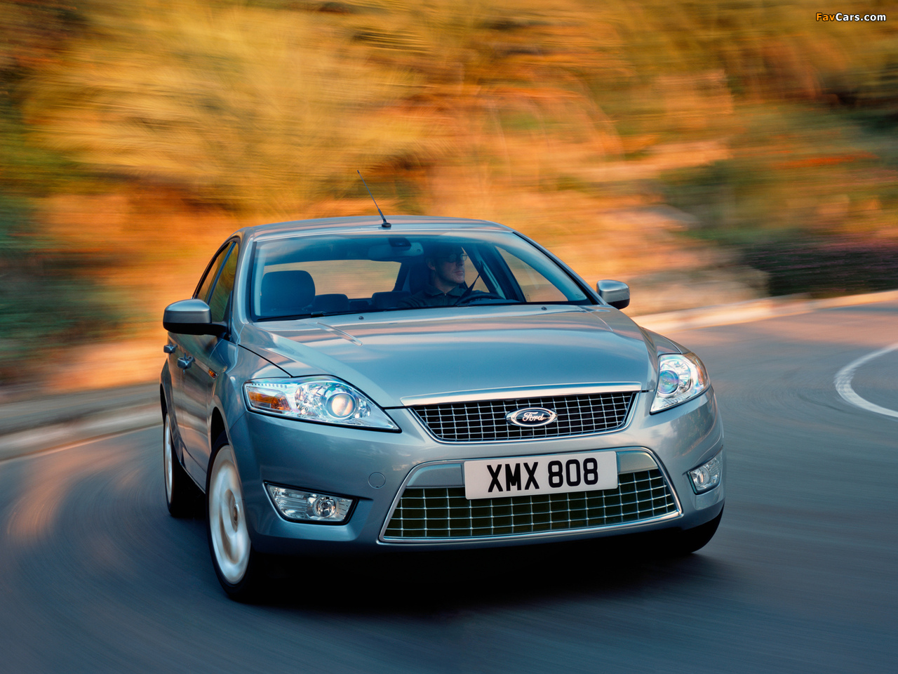 Pictures of Ford Mondeo Hatchback 2007–10 (1280 x 960)