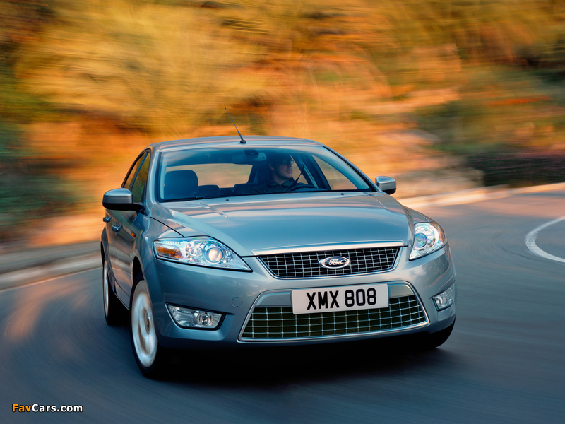 Pictures of Ford Mondeo Hatchback 2007–10 (800 x 600)