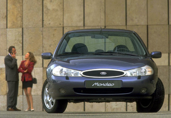 Ford Mondeo Sedan 1996–2000 wallpapers