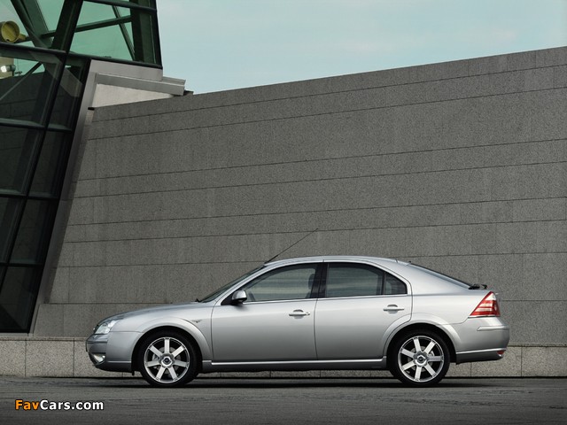 Ford Mondeo Hatchback 2004–07 wallpapers (640 x 480)