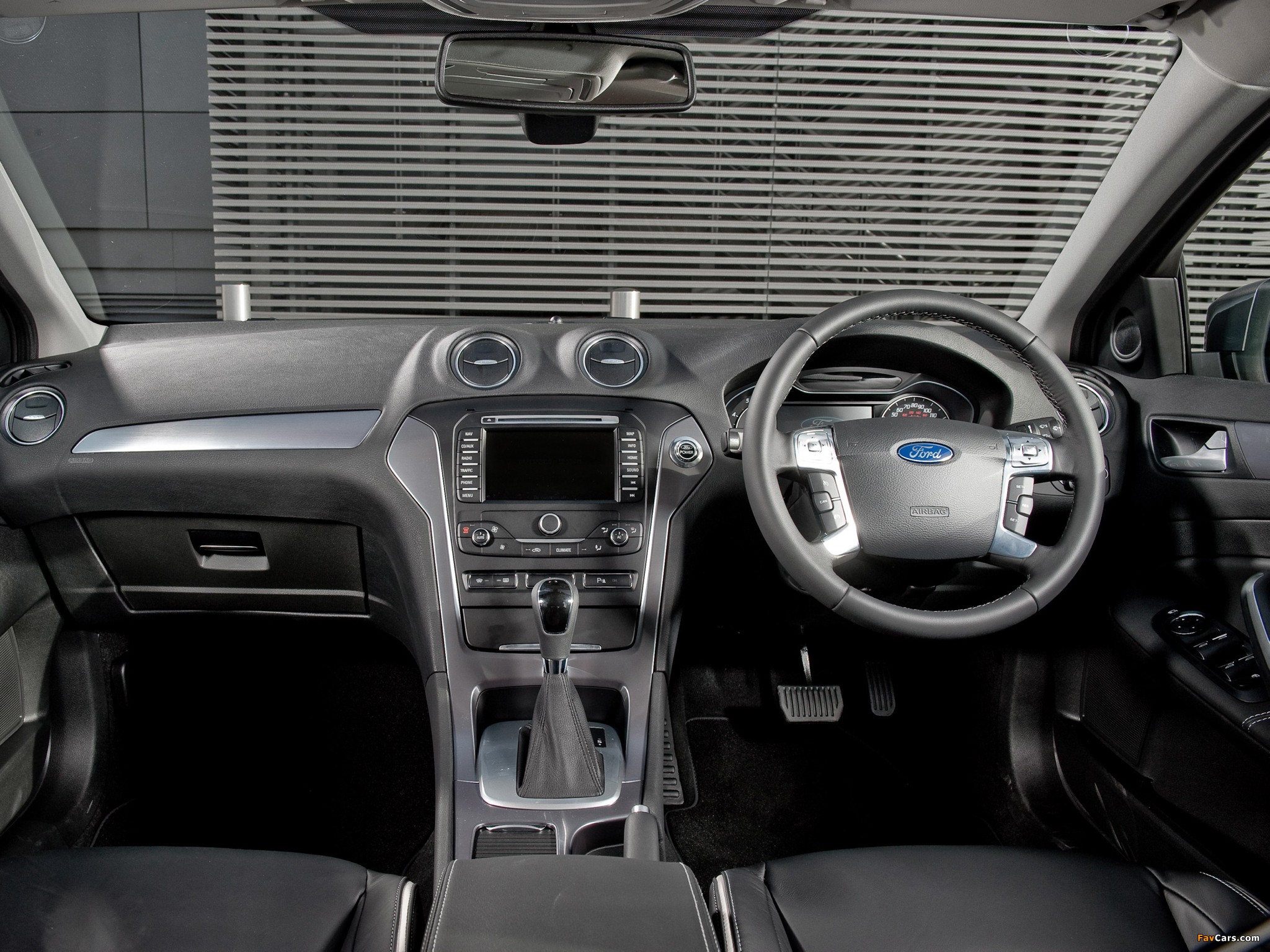 Ford Mondeo Hatchback UK-spec 2010–13 wallpapers (2048 x 1536)