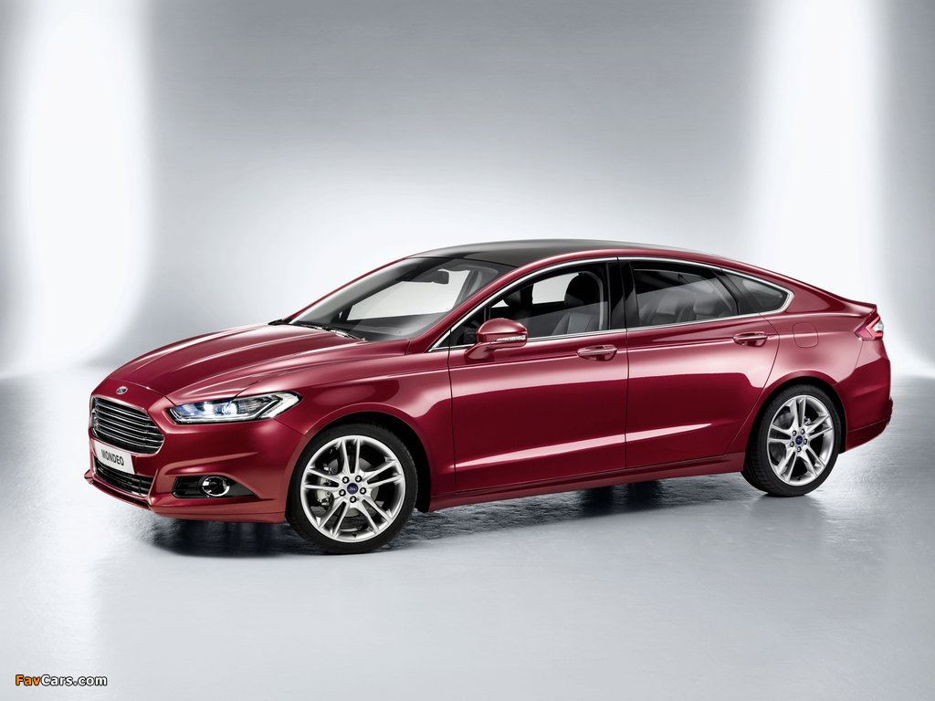 Ford Mondeo Hatchback 2013 wallpapers (1024 x 768)