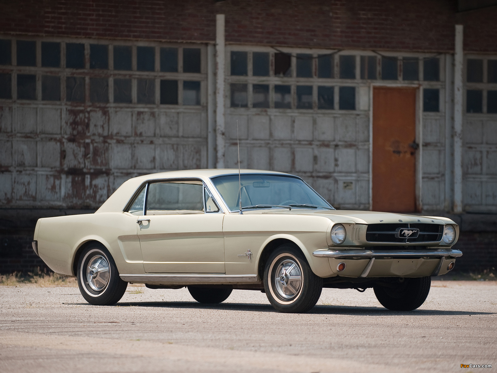 Mustang Coupe 1965 wallpapers (1600 x 1200)
