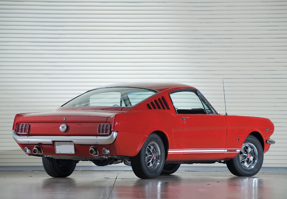Mustang GT Fastback 1966 photos