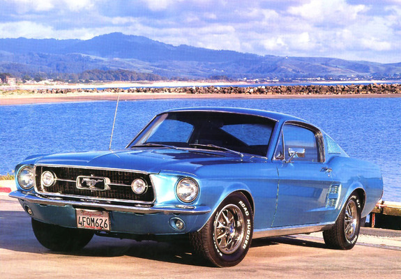 Mustang Fastback 1967 pictures