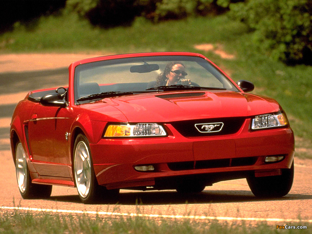 Mustang GT Convertible 1999–2004 images (1024 x 768)