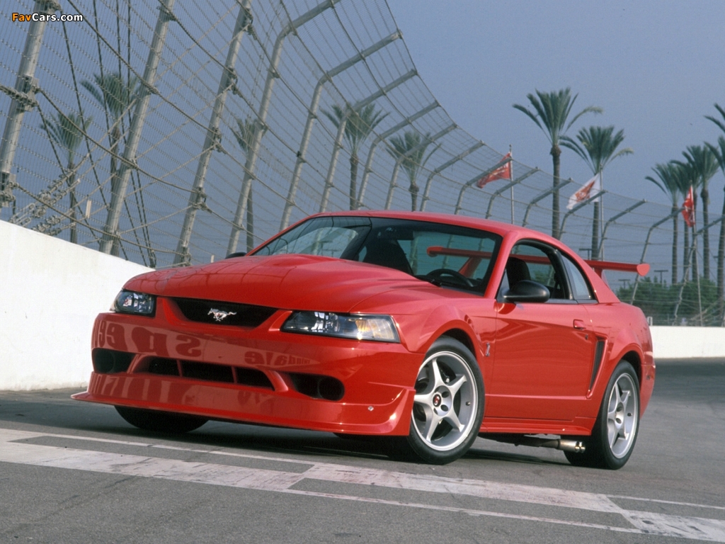 Mustang SVT Cobra R 2000–04 images (1024 x 768)