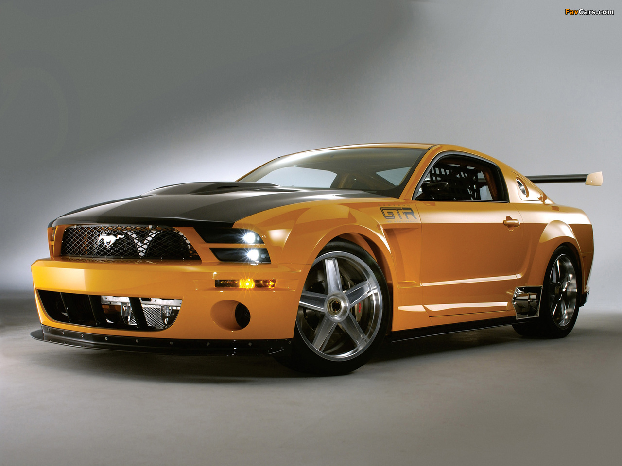 Mustang GT-R Concept 2004 pictures (1280 x 960)