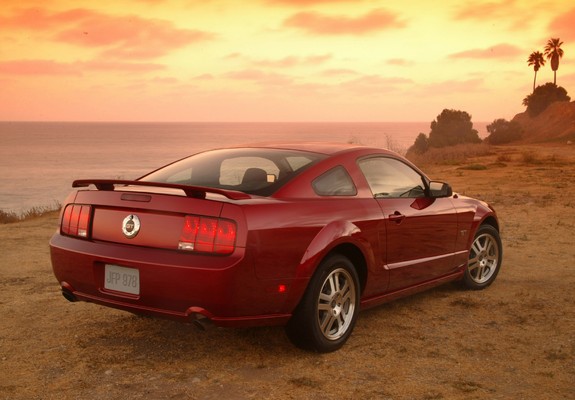 Mustang GT 2005–08 images