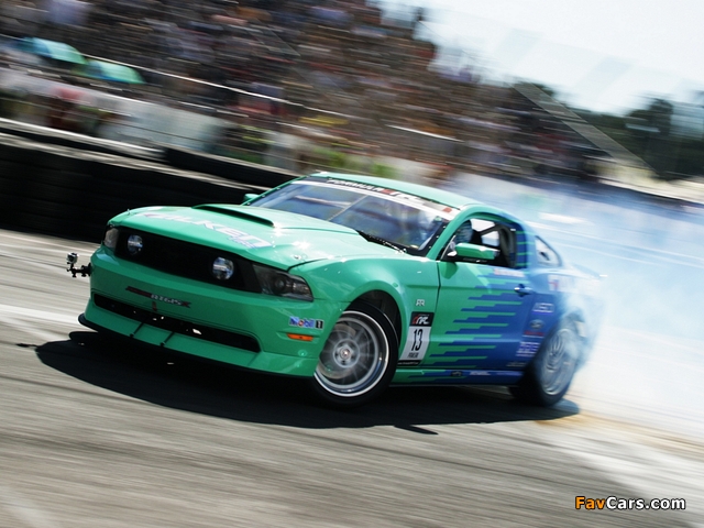 Mustang GT Formula Drift 2009–11 photos (640 x 480)