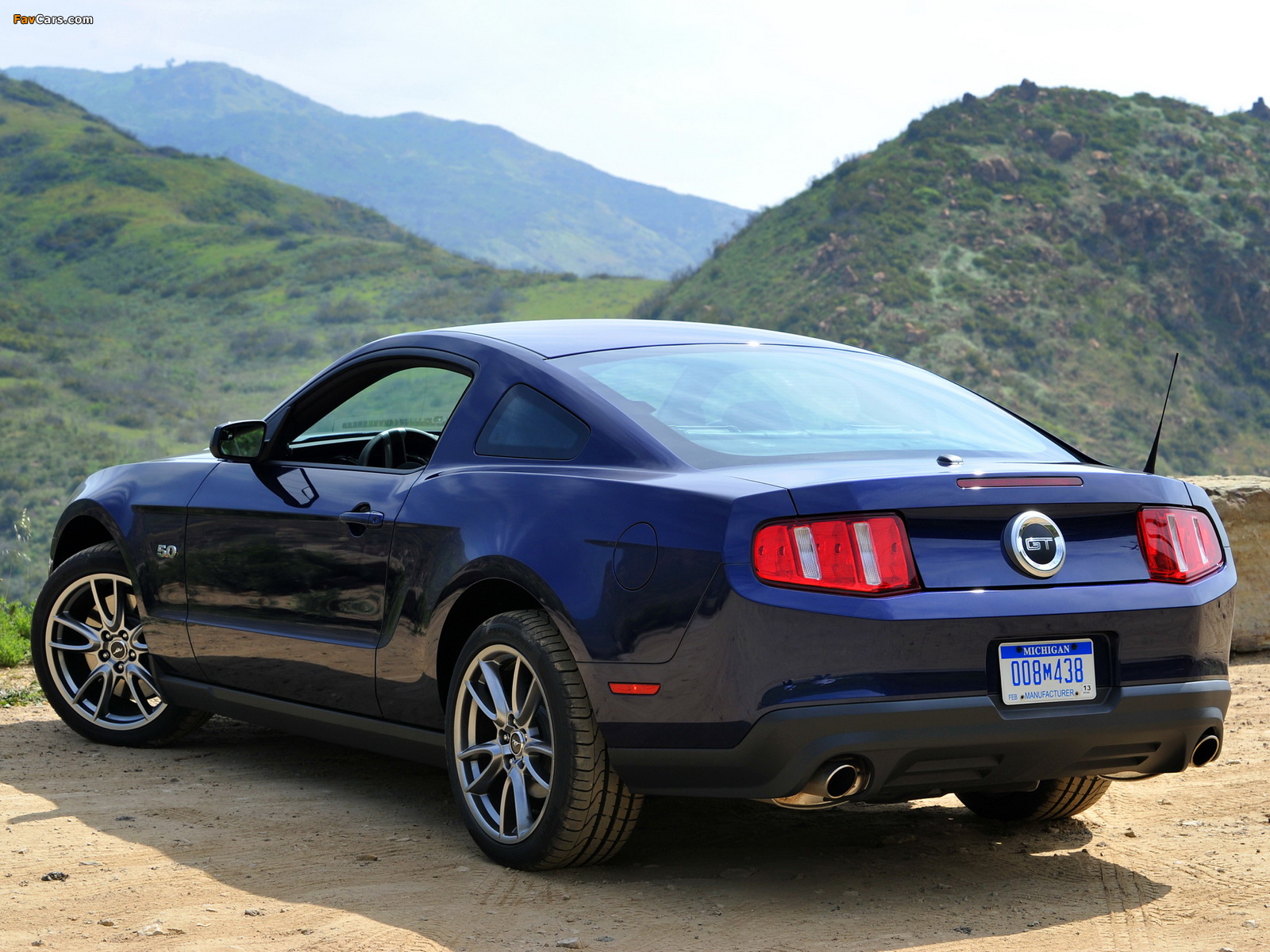 Mustang 5.0 GT 2010–12 images (1600 x 1200)