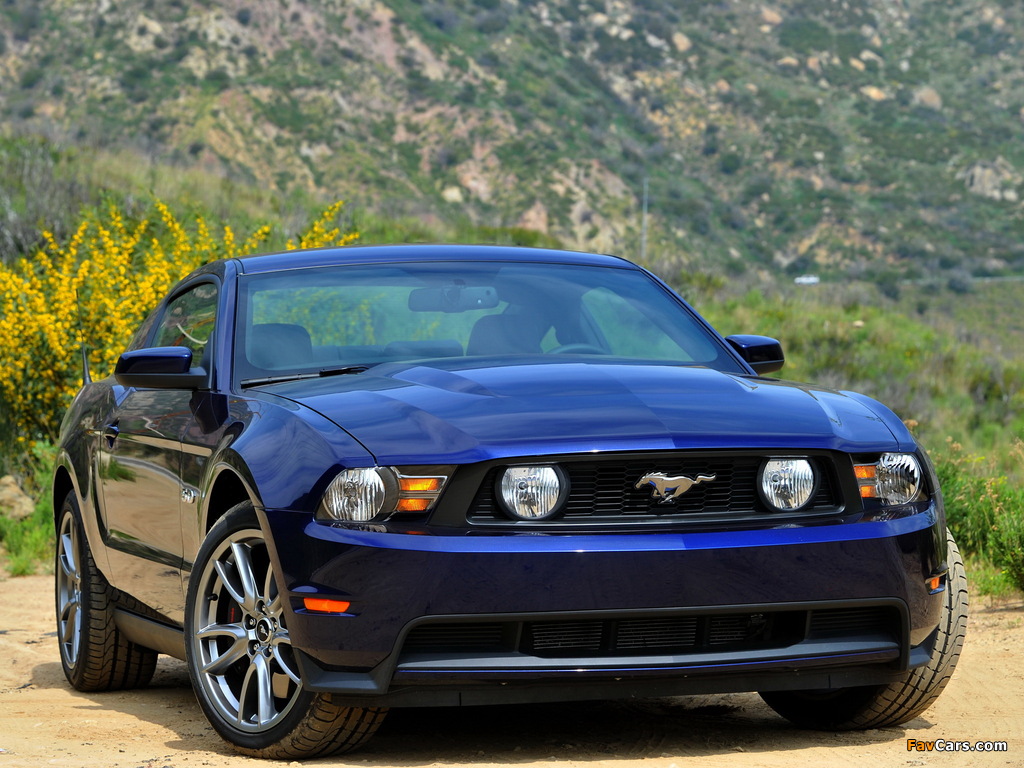 Mustang 5.0 GT 2010–12 pictures (1024 x 768)