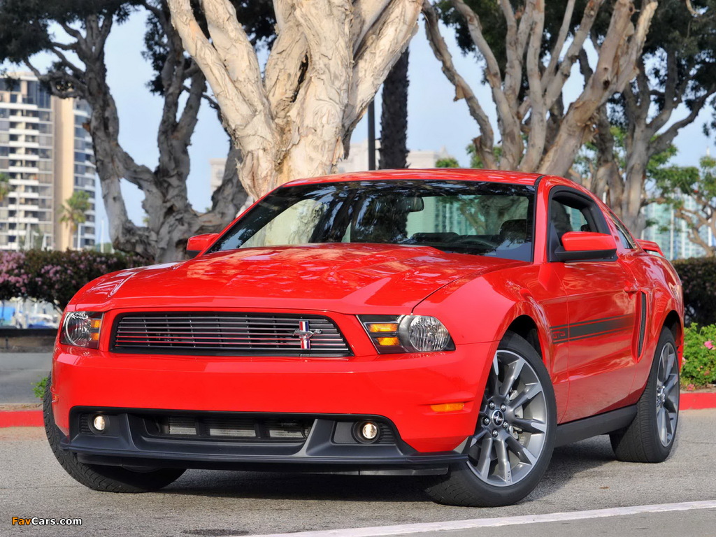 Mustang 5.0 GT California Special Package 2011–12 pictures (1024 x 768)