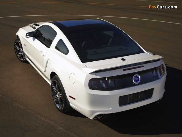 Mustang 5.0 GT California Special Package 2012 images (640 x 480)