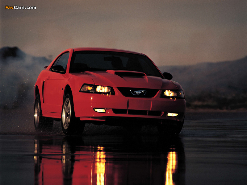 Images of Mustang GT Coupe 1998–2004 (800 x 600)
