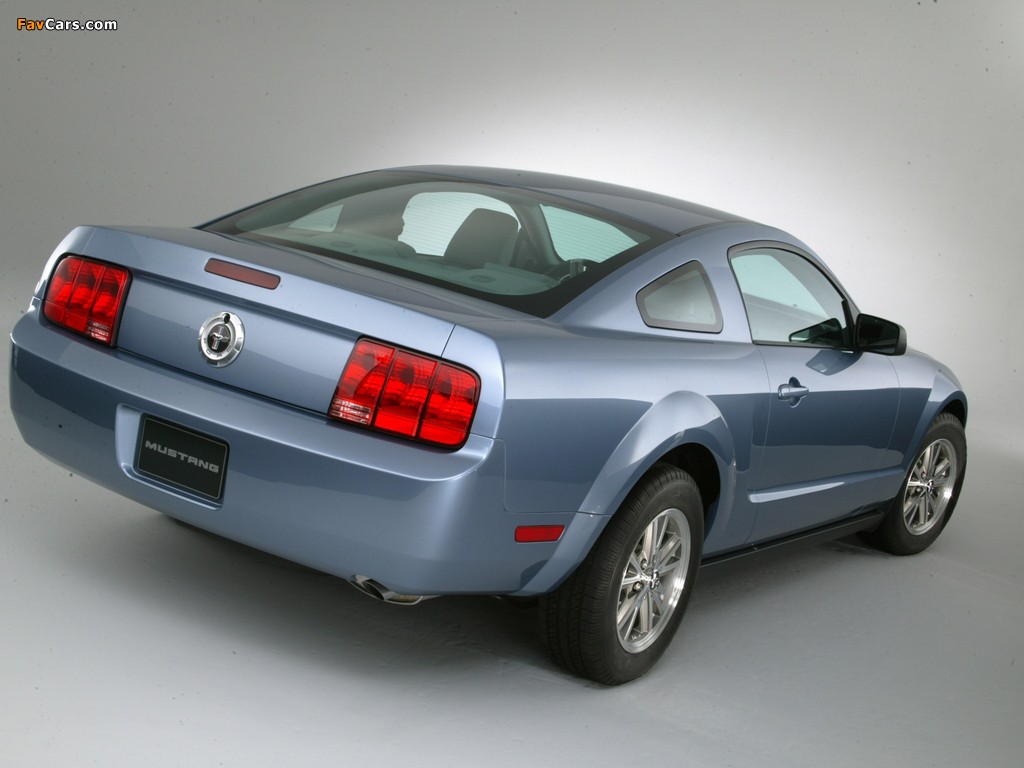 Images of Mustang Coupe 2005–08 (1024 x 768)