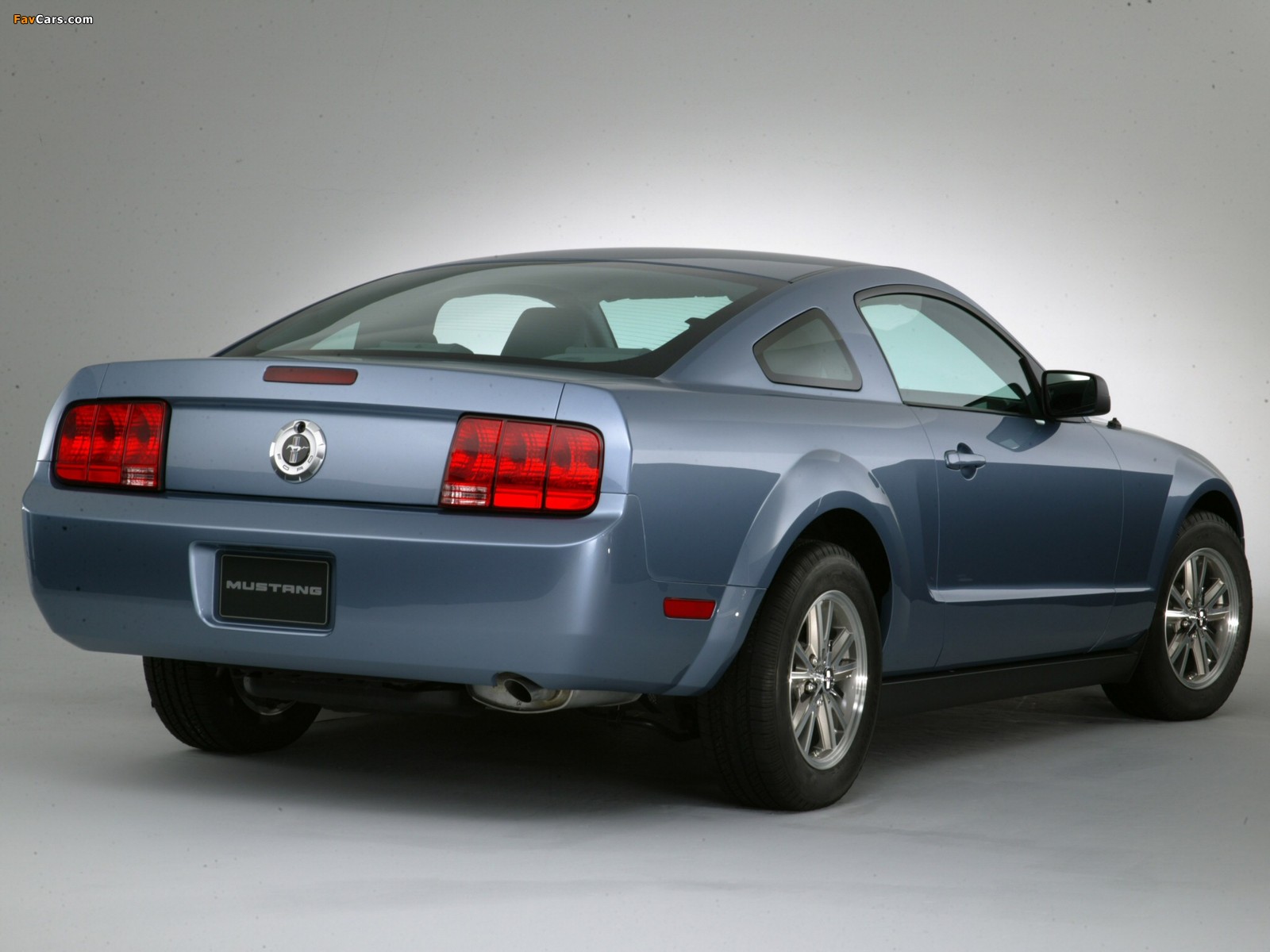 Images of Mustang Coupe 2005–08 (1600 x 1200)