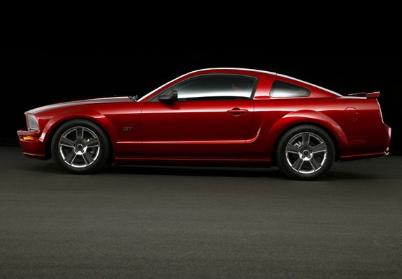 Images of Mustang GT 2005–08