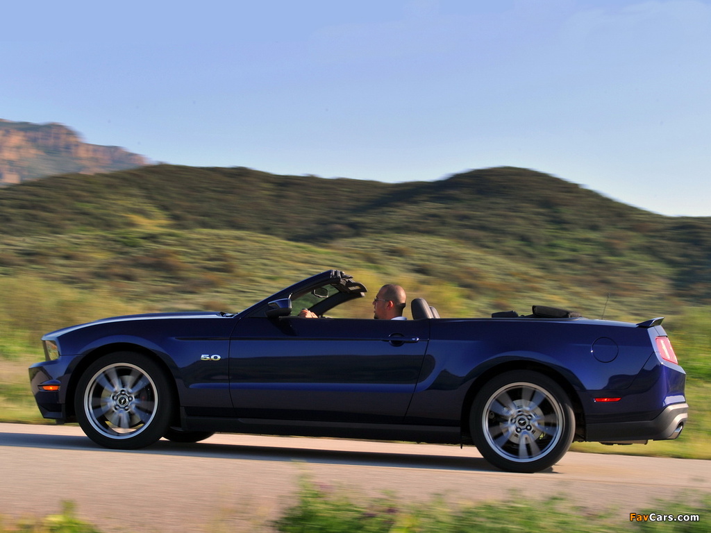Images of Mustang GT Convertible 2009–12 (1024 x 768)