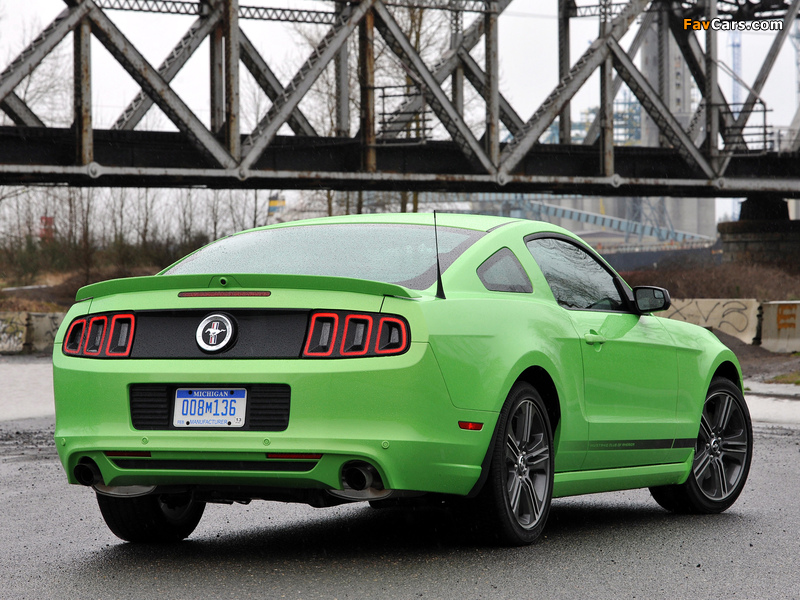 Images of Mustang V6 2012 (800 x 600)