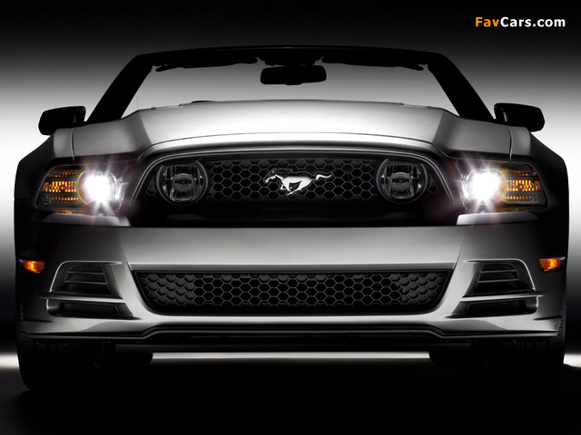 Images of Mustang 5.0 GT Convertible 2012 (640 x 480)