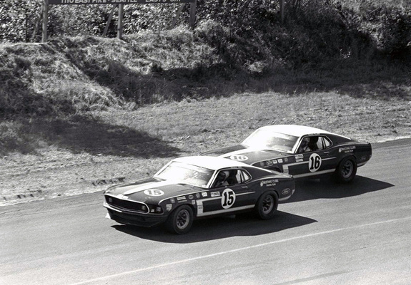 Photos of Mustang Boss 302 Trans-Am Race Car 1969