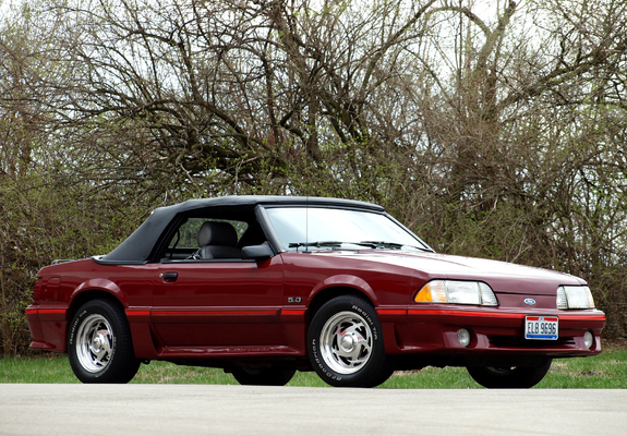 Photos of Mustang GT 5.0 Convertible 1987–93