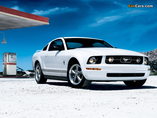 Photos of Mustang Coupe 2005–08 (640 x 480)