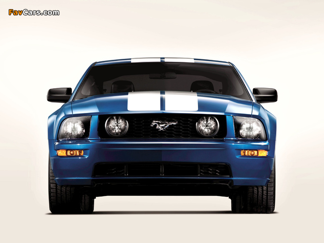 Photos of Mustang GT 2005–08 (640 x 480)