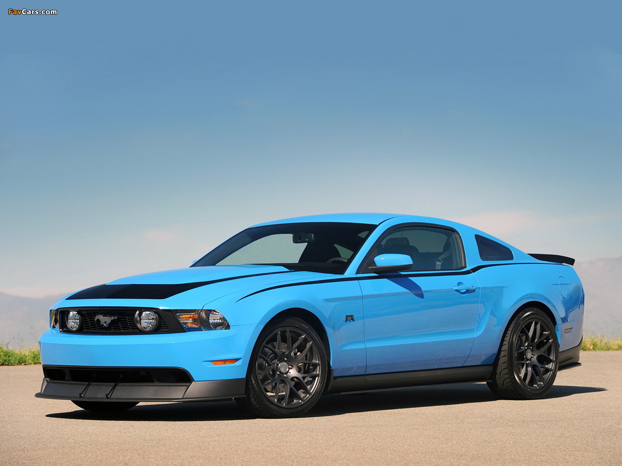 Photos of Mustang RTR Package 2010–11 (1280 x 960)