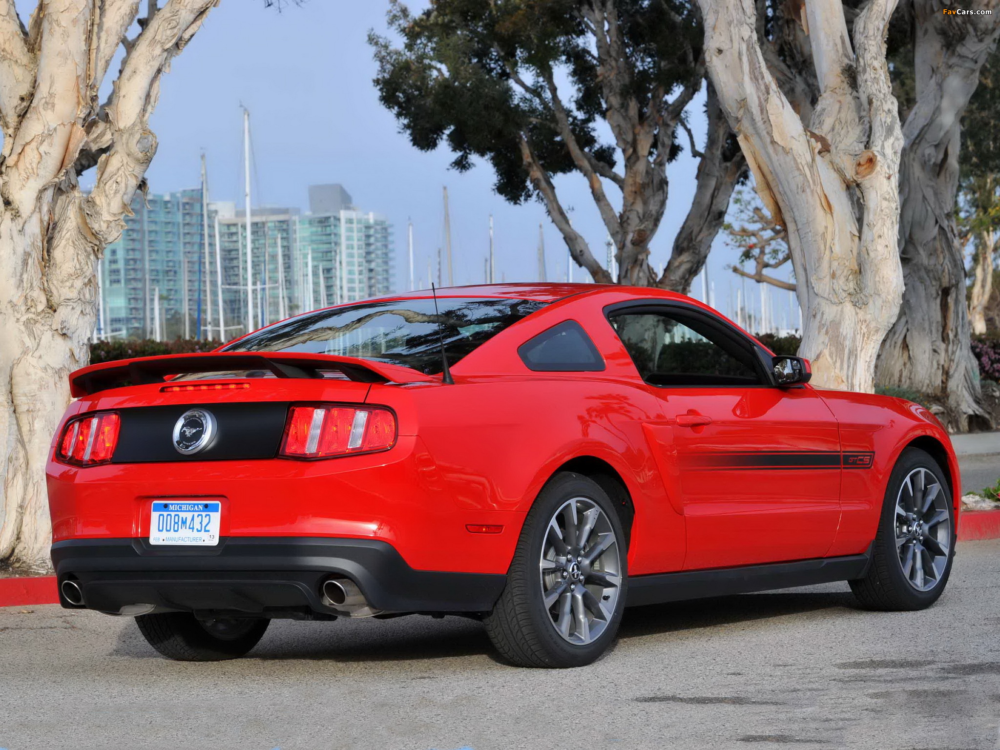 Photos of Mustang 5.0 GT California Special Package 2011–12 (2048 x 1536)