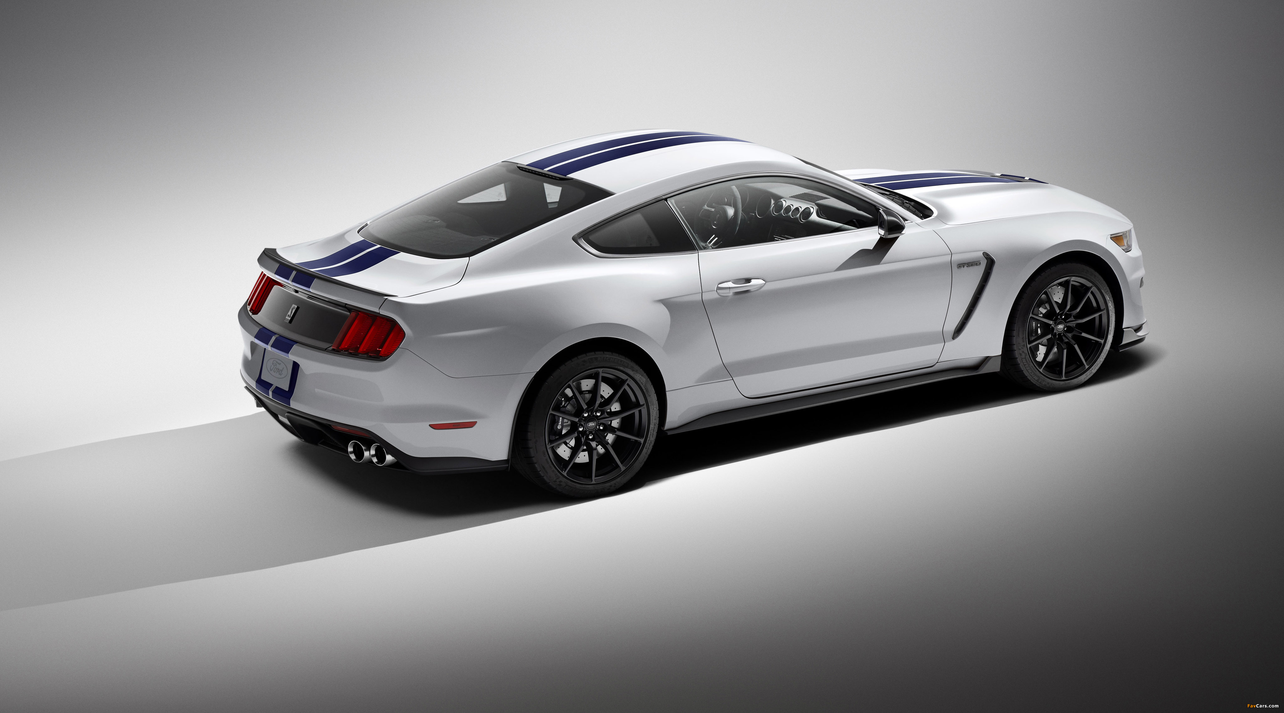 Photos of Shelby GT350 Mustang 2015 (4096 x 2276)
