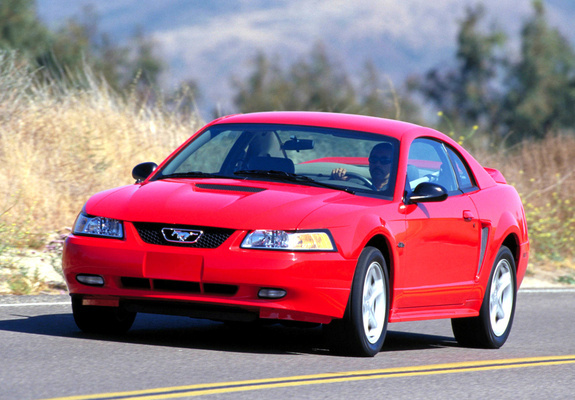 Pictures of Mustang GT Coupe 1998–2004