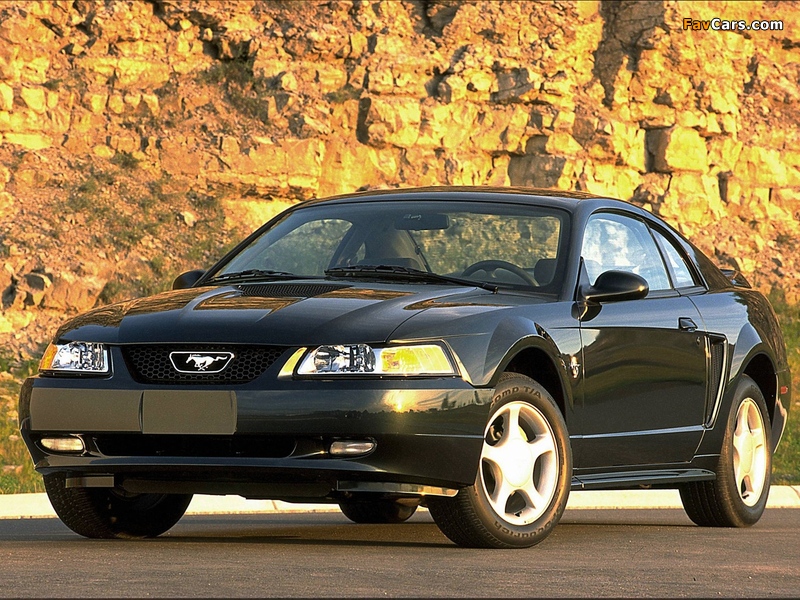 Pictures of Mustang GT Coupe 1998–2004 (800 x 600)