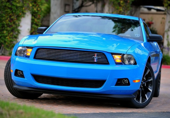 Pictures of Mustang V6 2009–12
