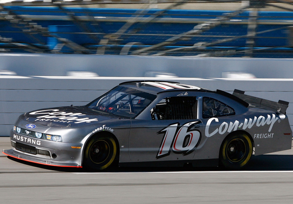 Pictures of Mustang NASCAR Nationwide Series Race Car 2010