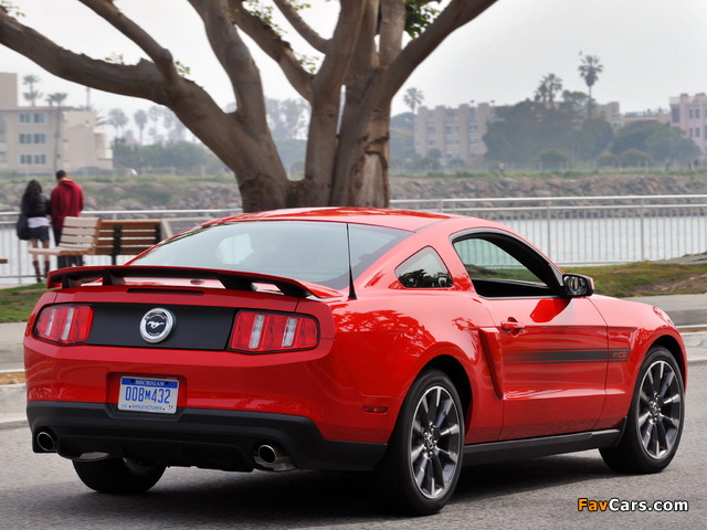 Pictures of Mustang 5.0 GT California Special Package 2011–12 (640 x 480)