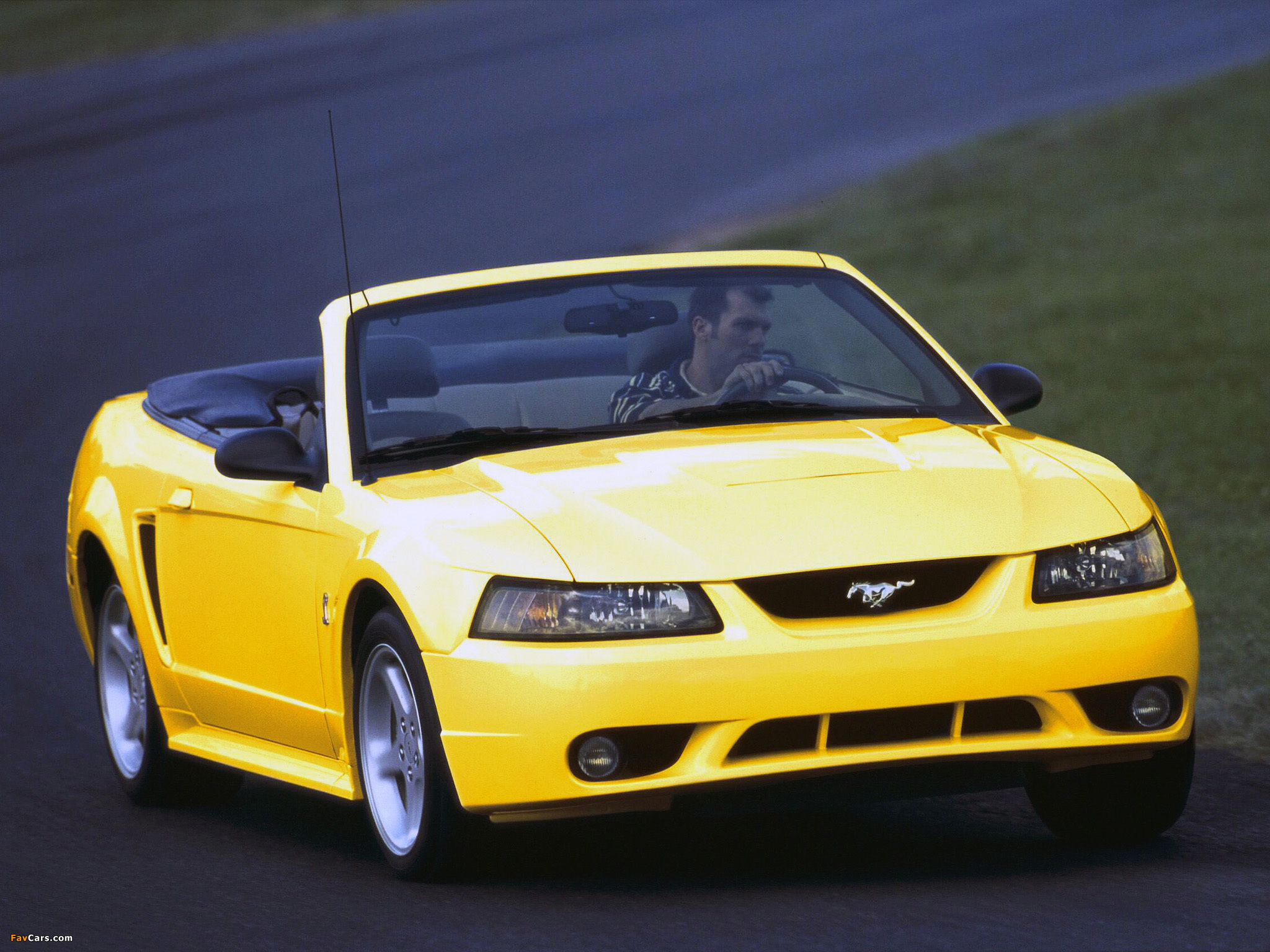 Mustang SVT Cobra Convertible 1999–2002 wallpapers (2048 x 1536)