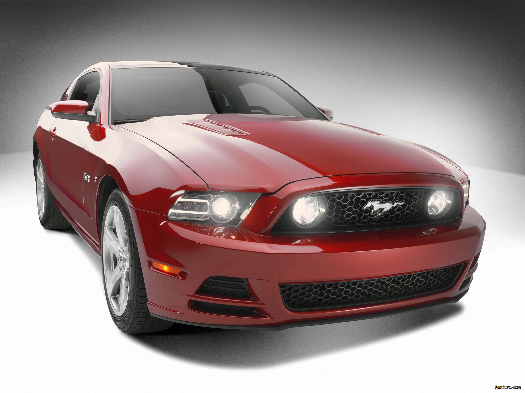 Mustang 5.0 GT 2012 wallpapers (2048 x 1536)