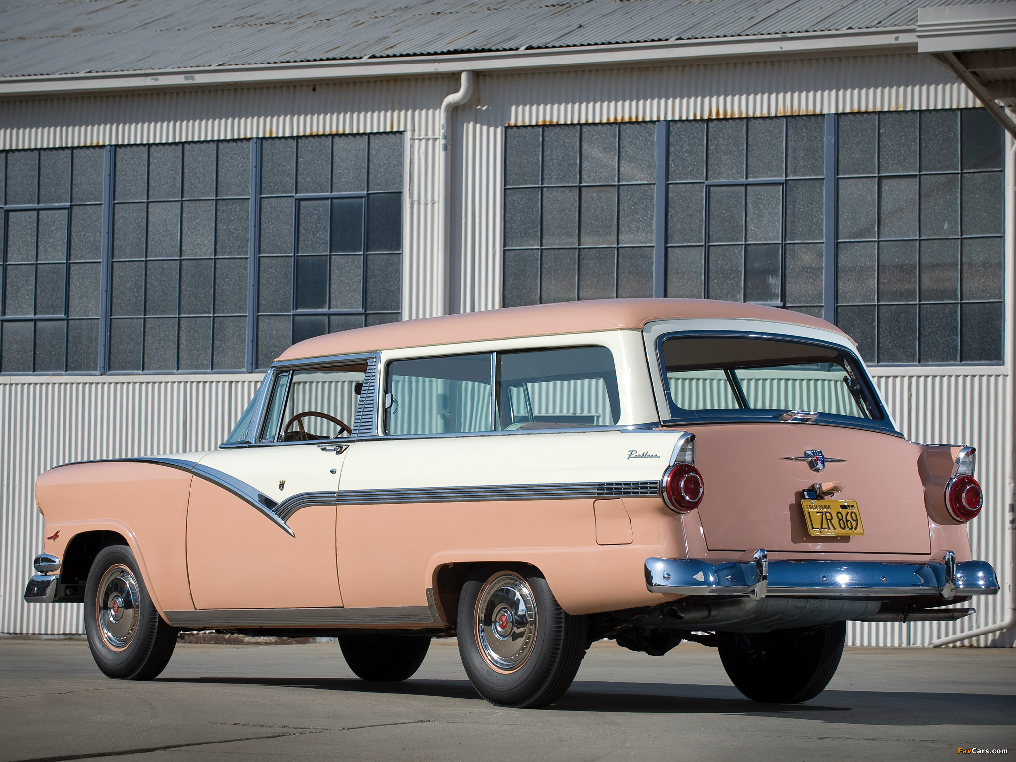 Ford Parklane Station Wagon 1956 images (2048 x 1536)