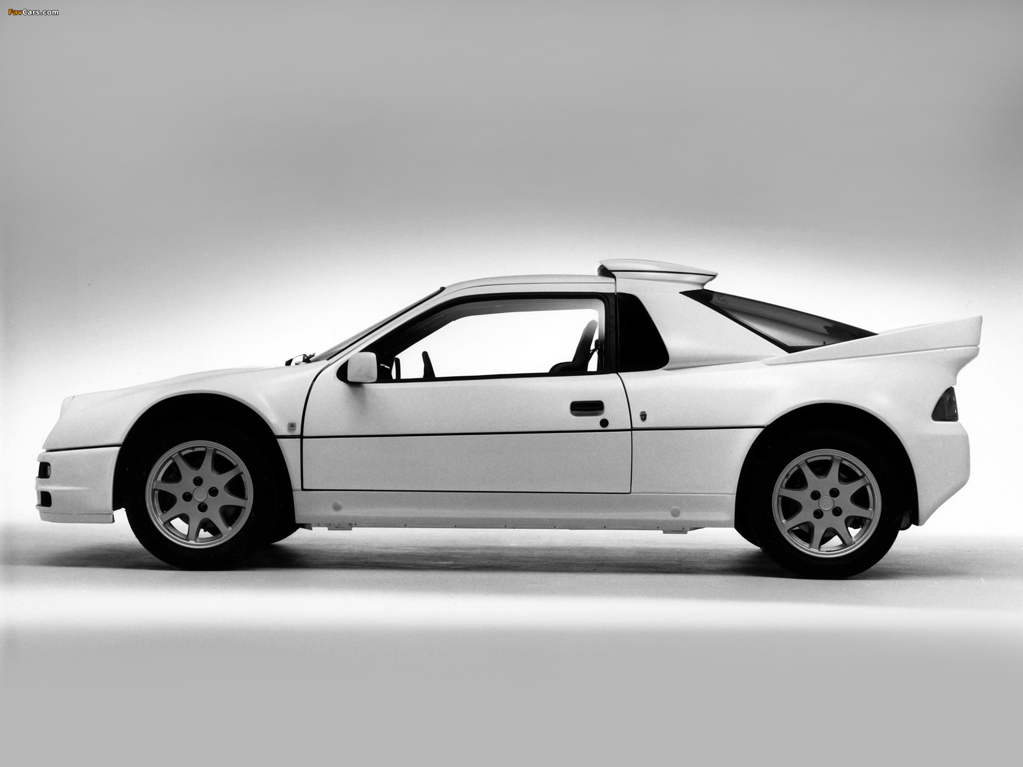 Ford RS200 1984–86 pictures (2048 x 1536)