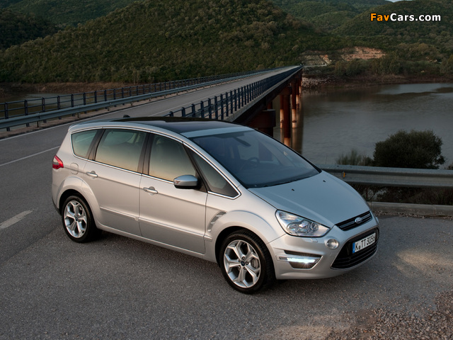 Images of Ford S-MAX 2010 (640 x 480)
