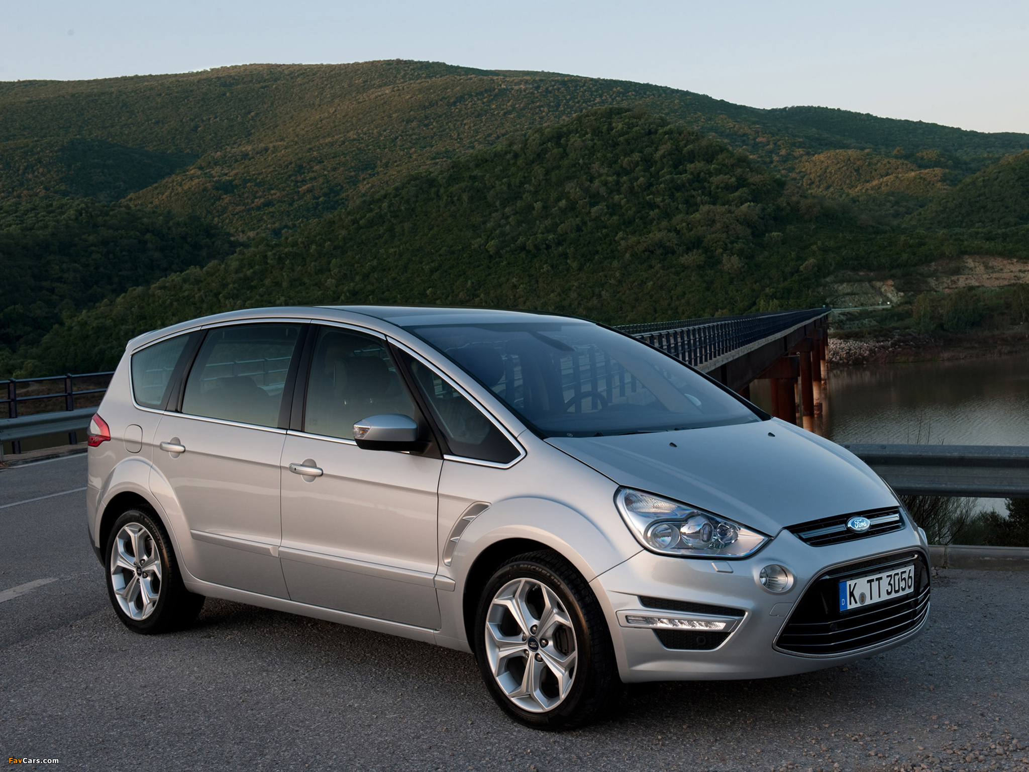 Photos of Ford S-MAX 2010 (2048 x 1536)